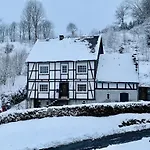 Spacious Holiday In With Terrace Hébergement de vacances
