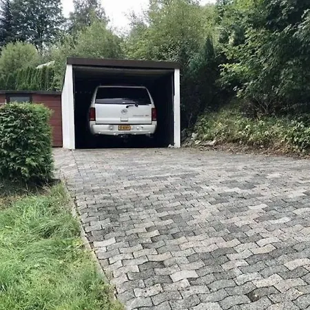 בית נופש Spacious Holiday In With Terrace