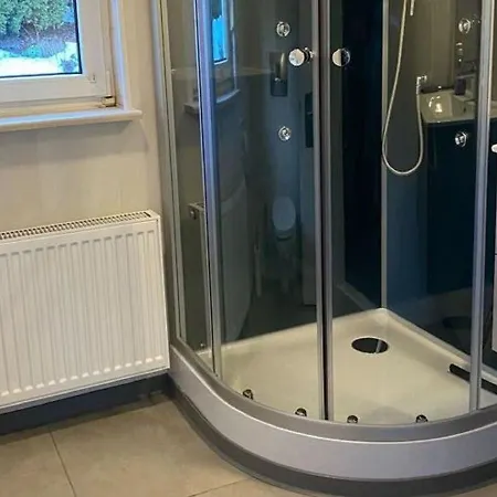 בית נופש Spacious Holiday In With Terrace ווינטרברג