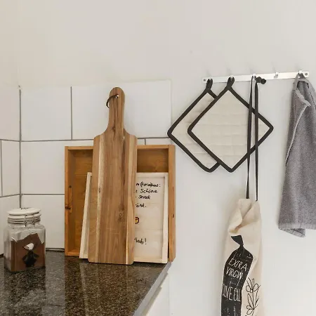 בית נופש Spacious Holiday In With Terrace ווינטרברג