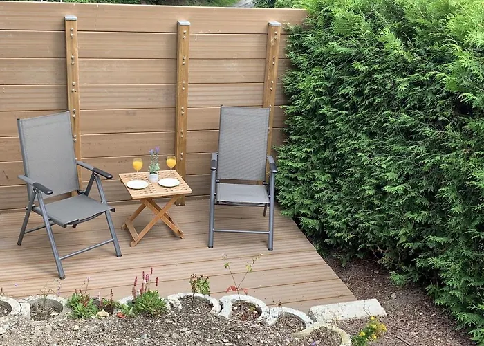 Spacious Holiday In With Terrace Feriehus